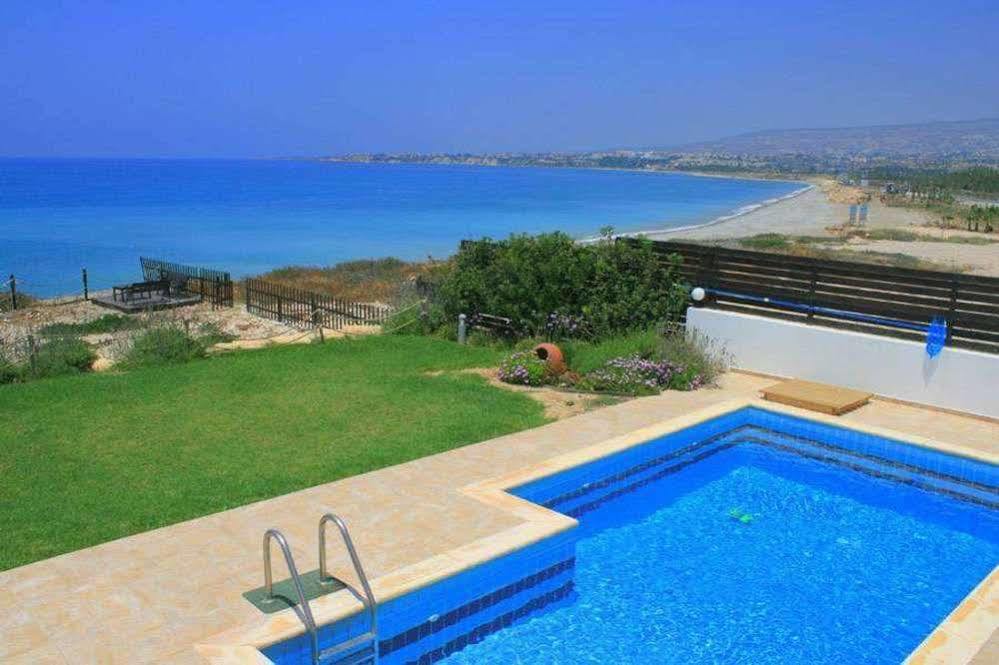 Blue Coral Beach Villas Paphos Eksteriør bilde